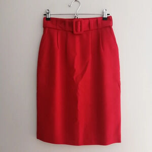 Vintage 80s Red Pure Virgin Wool Skirt with Pleat Waist, Belt and Pockets Size 6